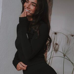 Sefi Women's Timeless Ribbed Long Sleeve Top - Jet Black Medium